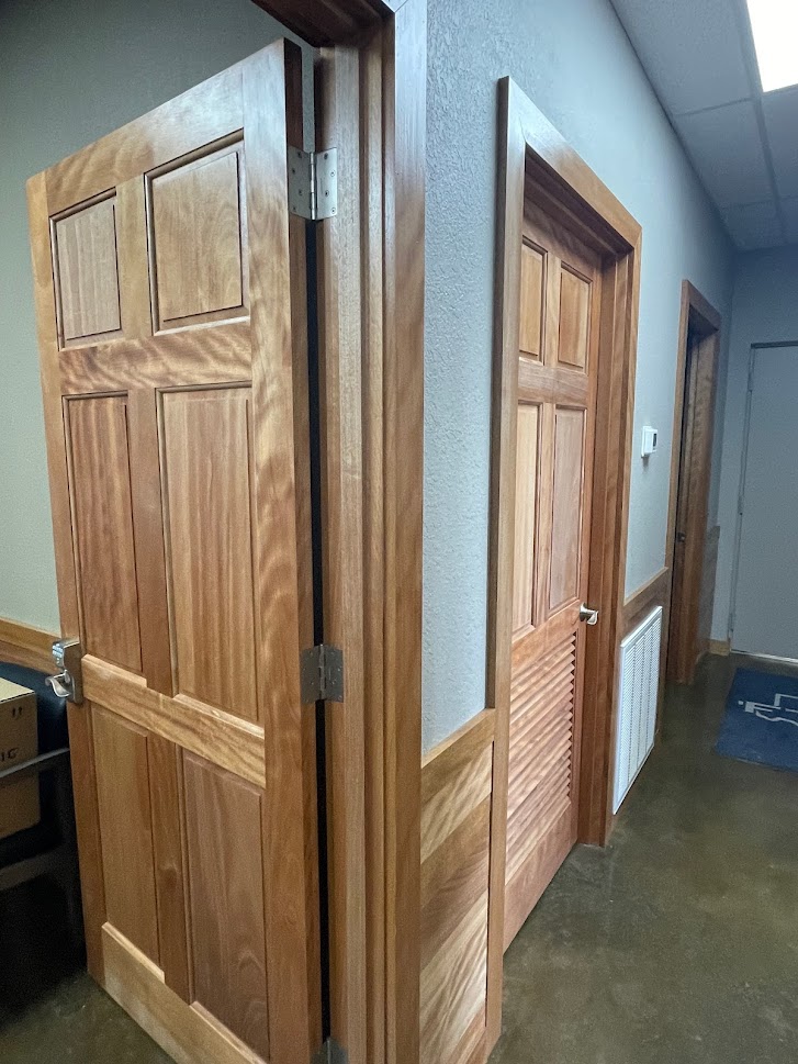 Okoume door