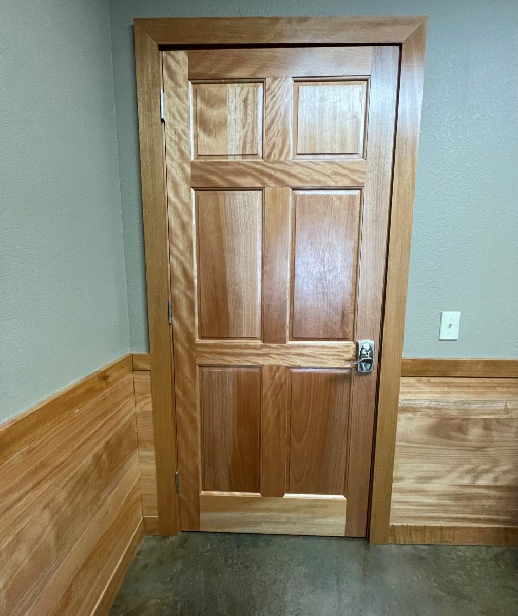 Okoume door