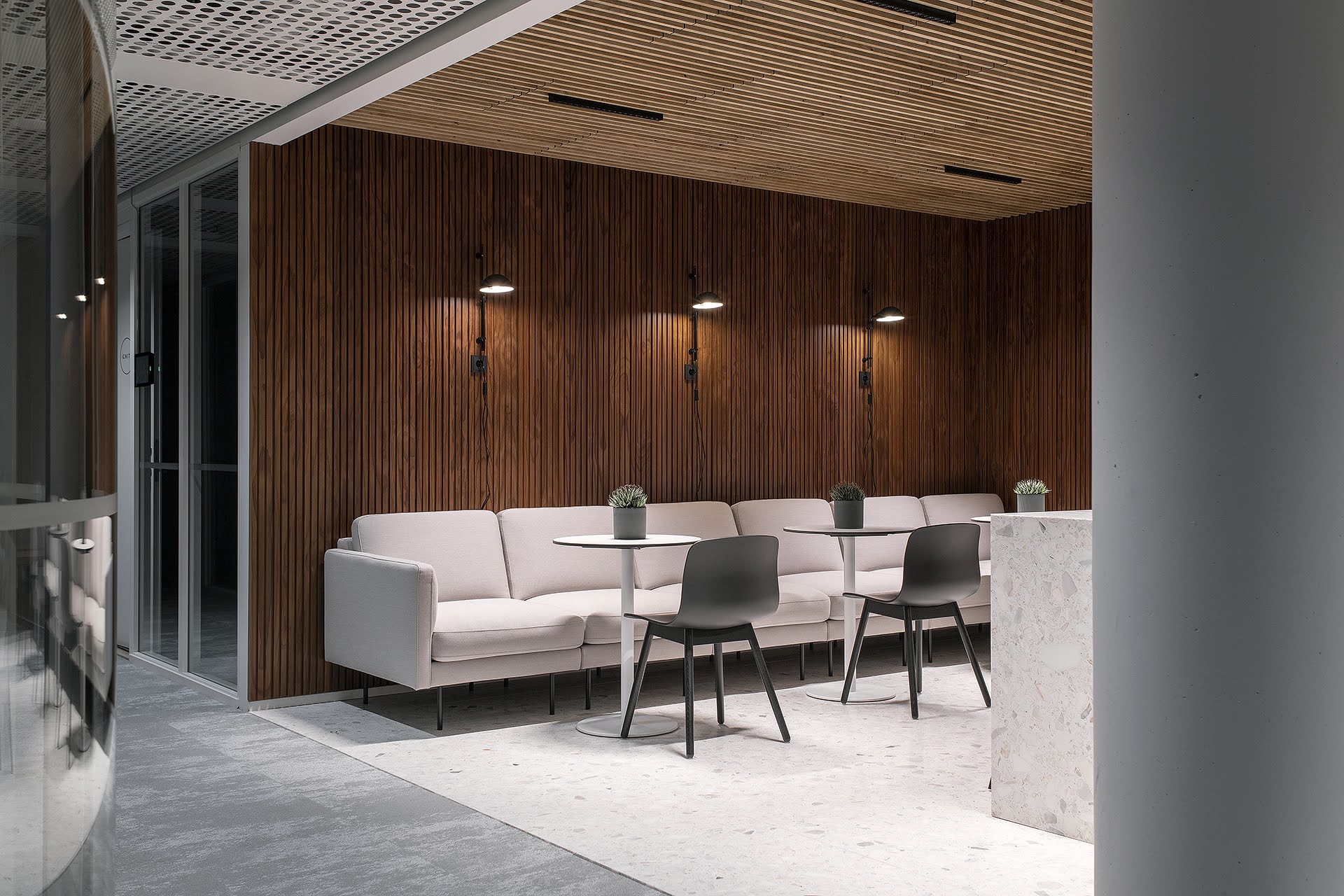 BENCHMARK CLEAR PINE CLADDING